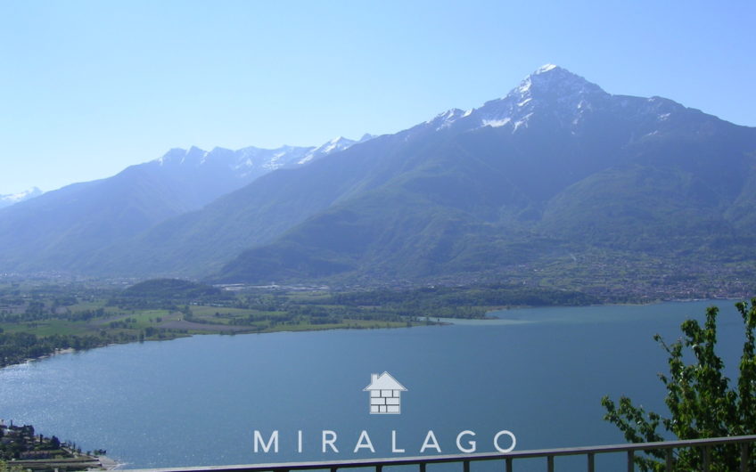 Splendida Villa bifamiliare, stupenda vista lago