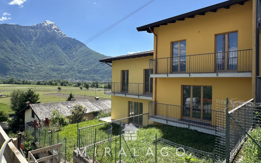 DUBINO Villetta con giardino e due box!