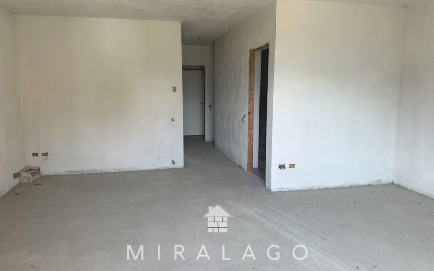 DUBINO Villetta con giardino e due box!