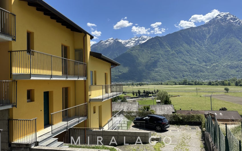 DUBINO Villetta con giardino e due box!