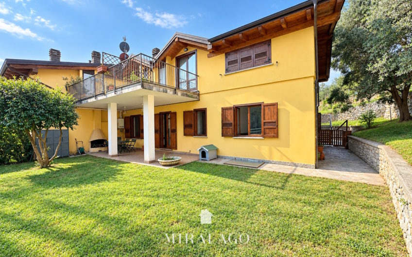 DOMASO Appartamento di 110mq con giardino privato e box doppio