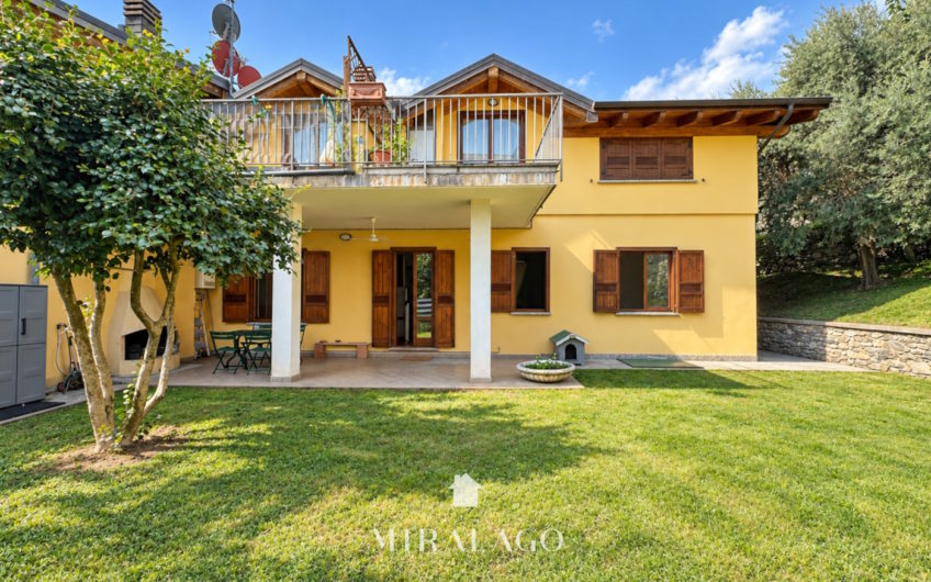 DOMASO Appartamento di 110mq con giardino privato e box doppio
