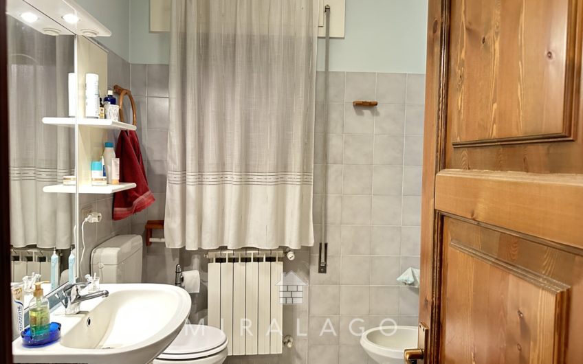 COLICO centro, trilocale con box