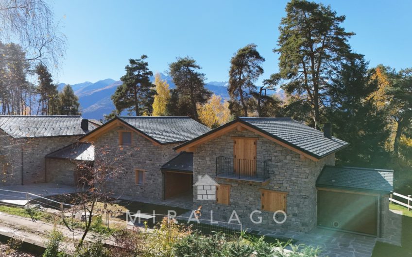 POIRA Nuova villetta singola con giardino privato