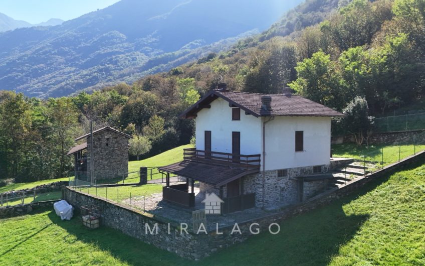 PIANTEDO Villetta indipendente con giardino