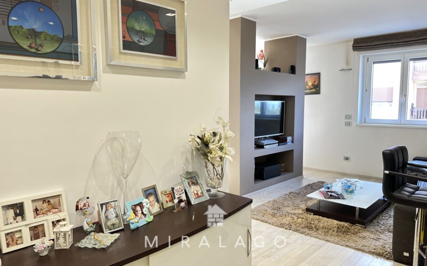 COLICO Centro, Trilocale di 100mq vista lago