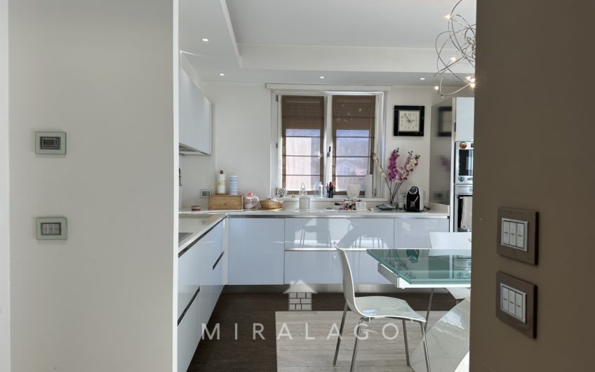 COLICO Centro, Trilocale di 100mq vista lago