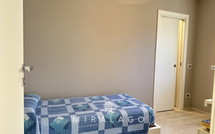 COLICO Centro, Trilocale di 100mq vista lago