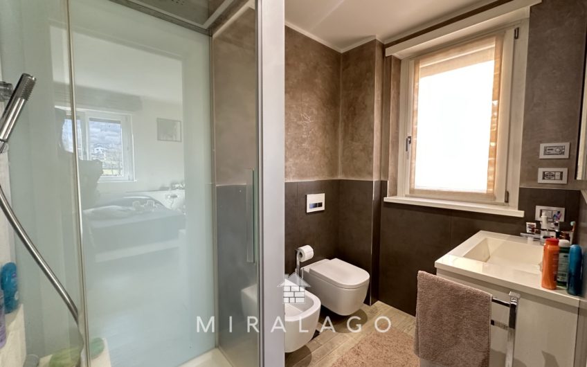 COLICO Centro, Trilocale di 100mq vista lago