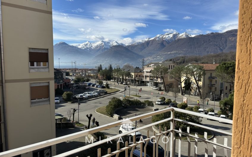 COLICO Centro, Trilocale di 100mq vista lago