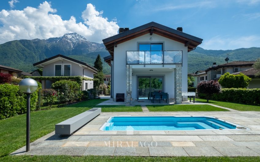COLICO Villa indipendente a 300mt dal lago