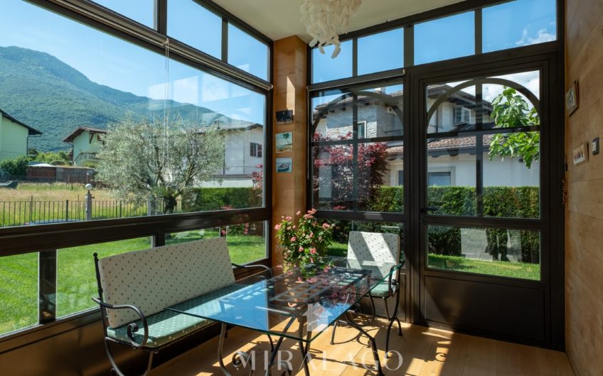 COLICO Villa indipendente a 300mt dal lago