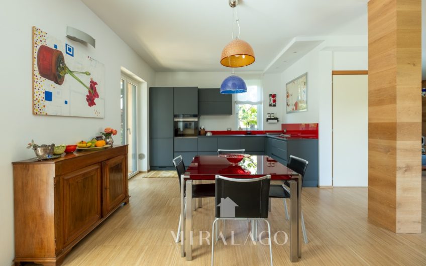 COLICO Villa indipendente a 300mt dal lago