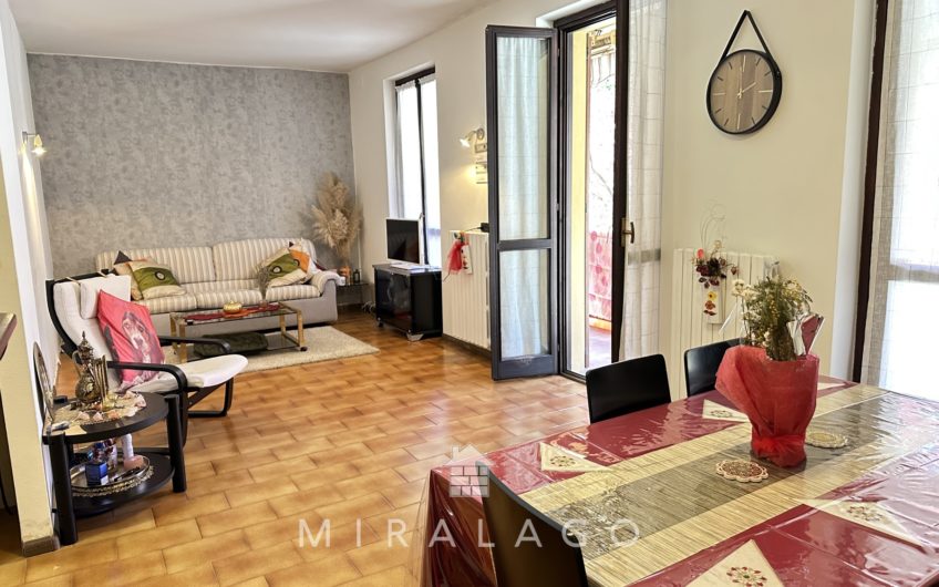 MORBEGNO Quadrilocale con terrazzi e box