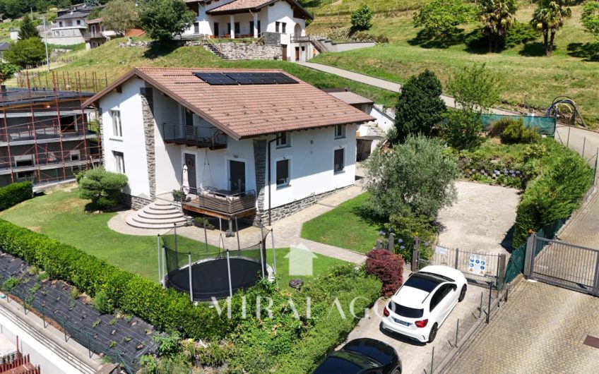 DUBINO Villa indipendente