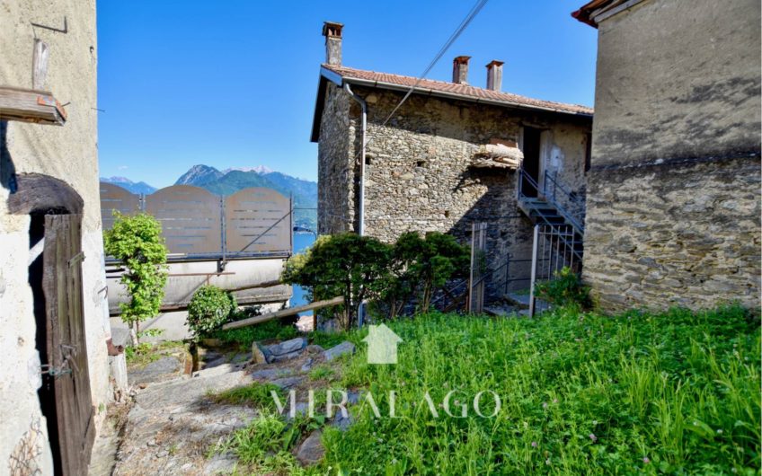 SAN SIRO Rustico vista lago, collinare