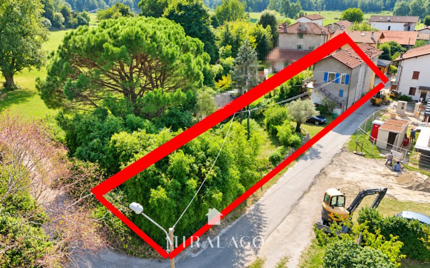 SORICO Casa indipendente con giardino