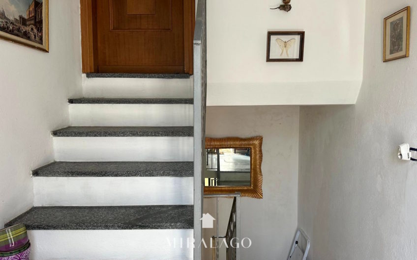 SORICO Casa indipendente con giardino