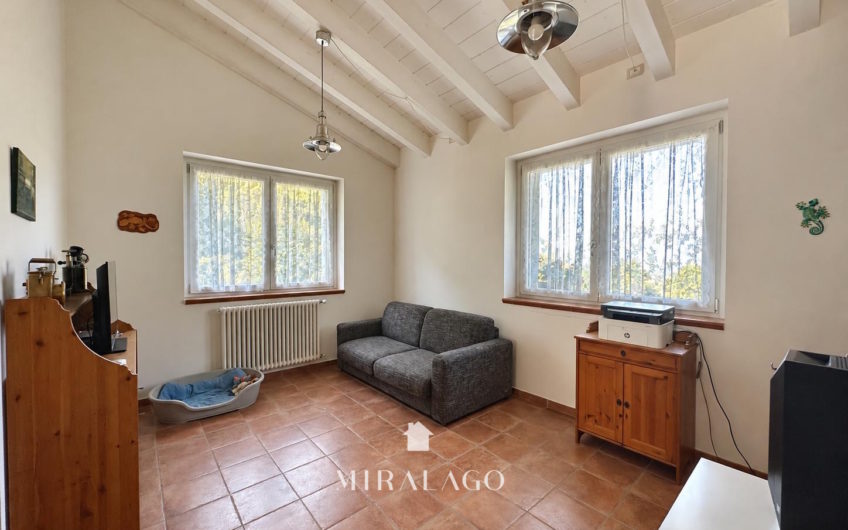 ALBOSAGGIA Villa indipendente immersa in 4500mq di splendido giardino