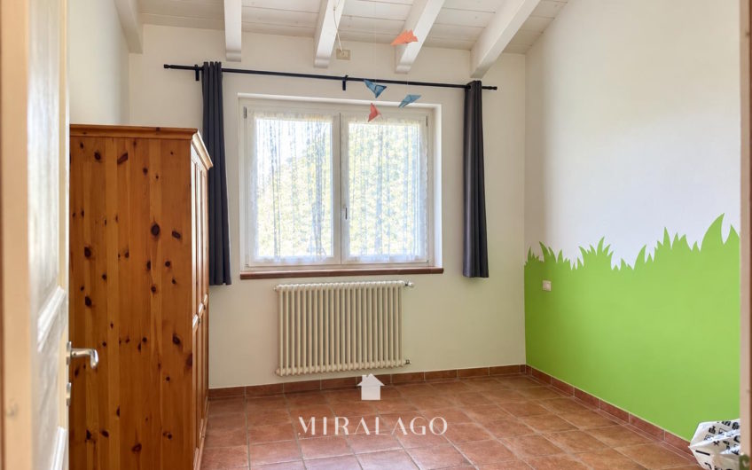 ALBOSAGGIA Villa indipendente immersa in 4500mq di splendido giardino